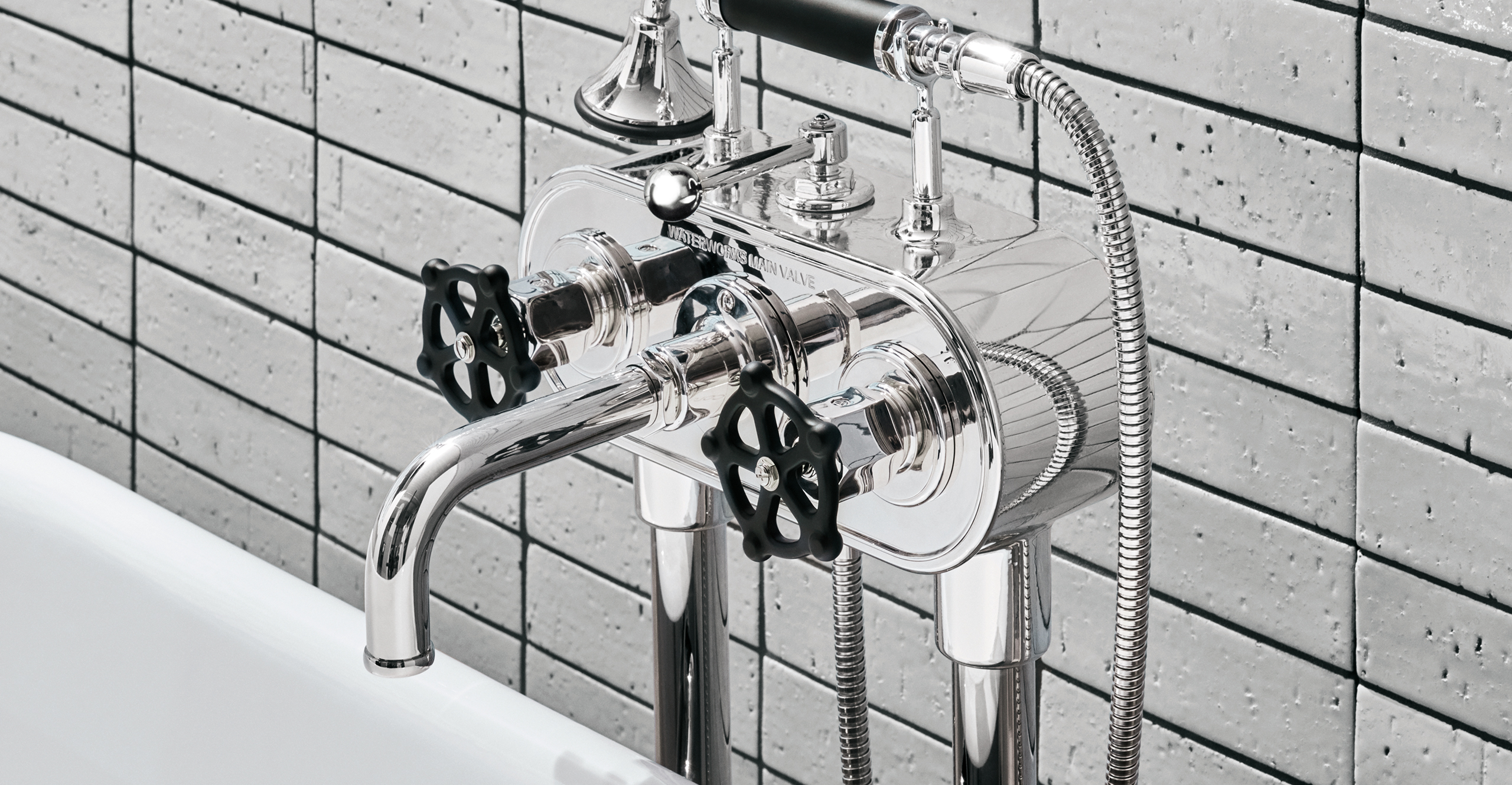 Multiple handle styles promise the perfect stand-alone statement or balanced approach with a versatile mix across a space.